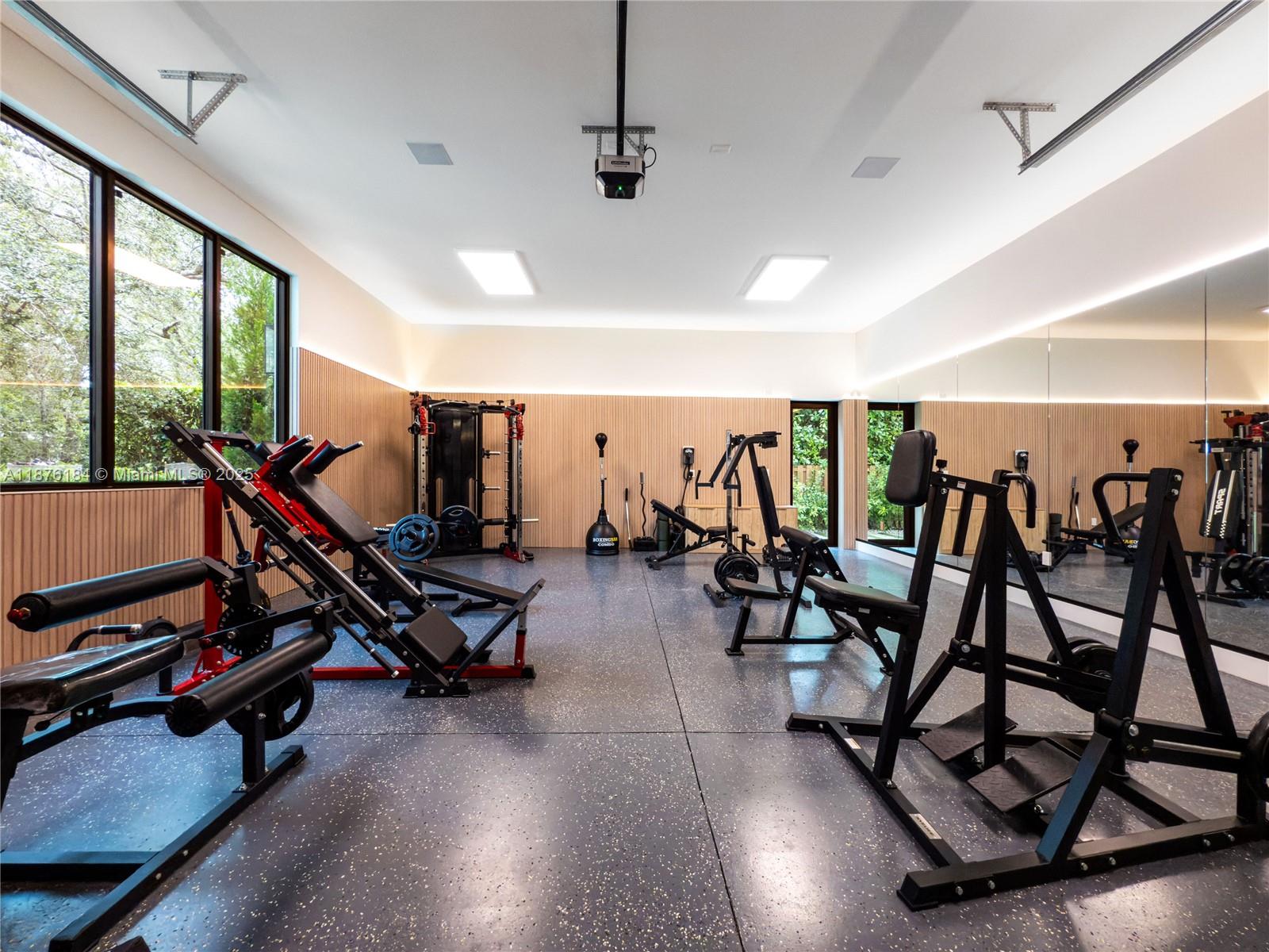 PINE TREE ESTATES - Residential