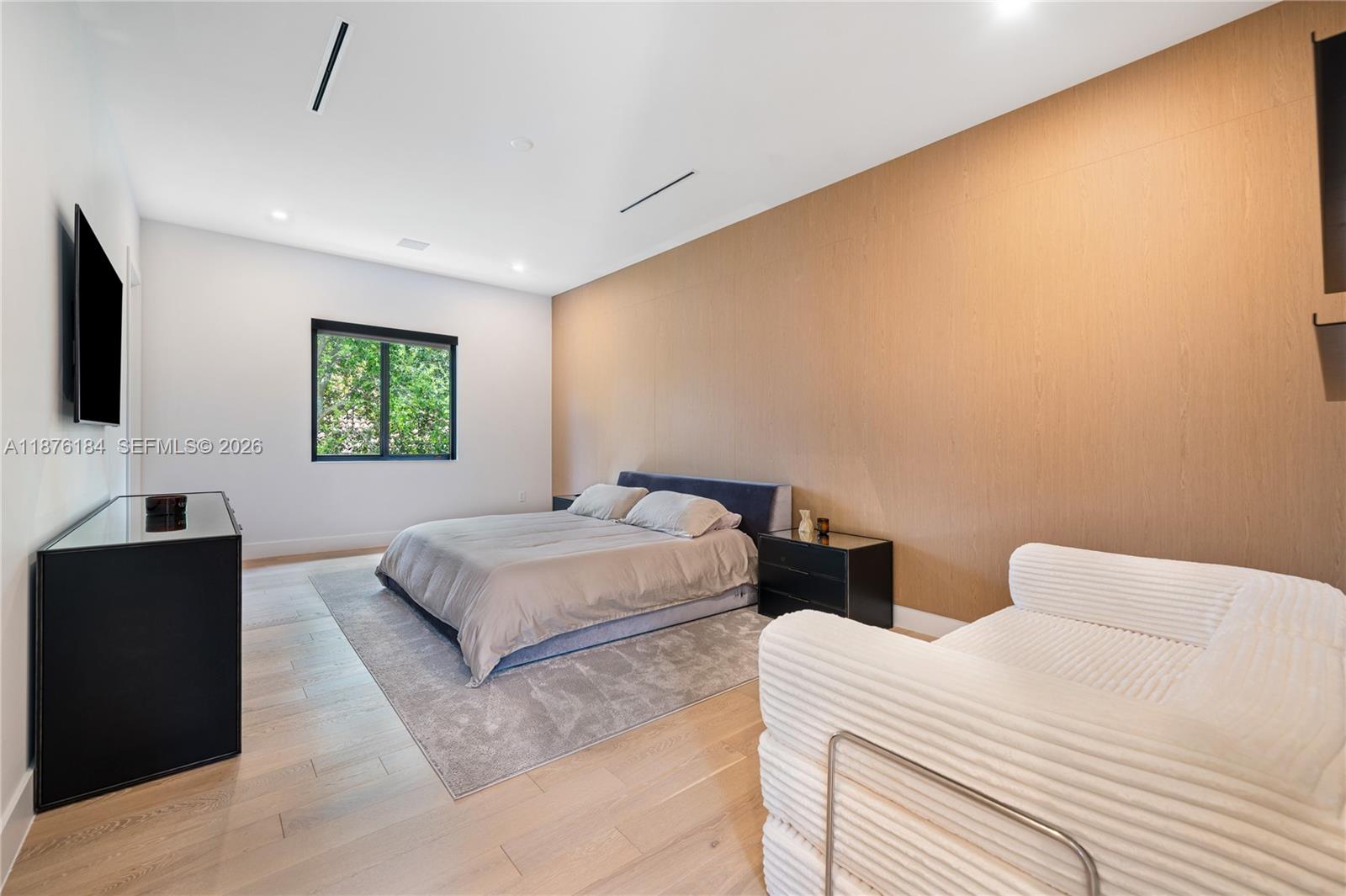 PINE TREE ESTATES - Residential