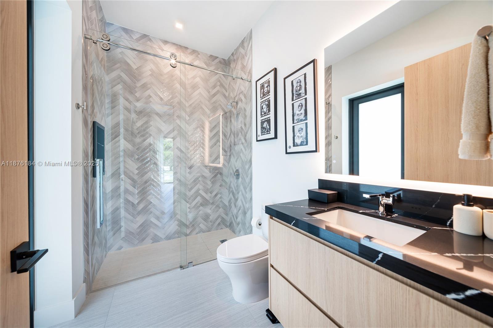 PINE TREE ESTATES - Residential