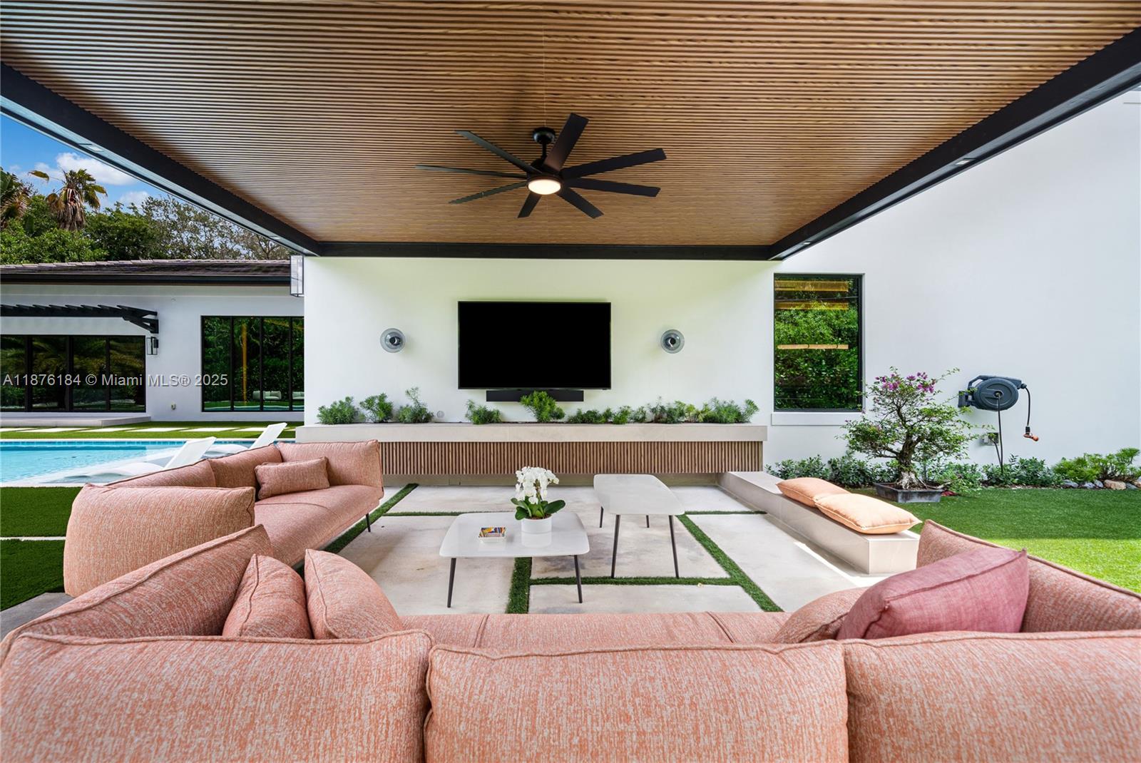 PINE TREE ESTATES - Residential