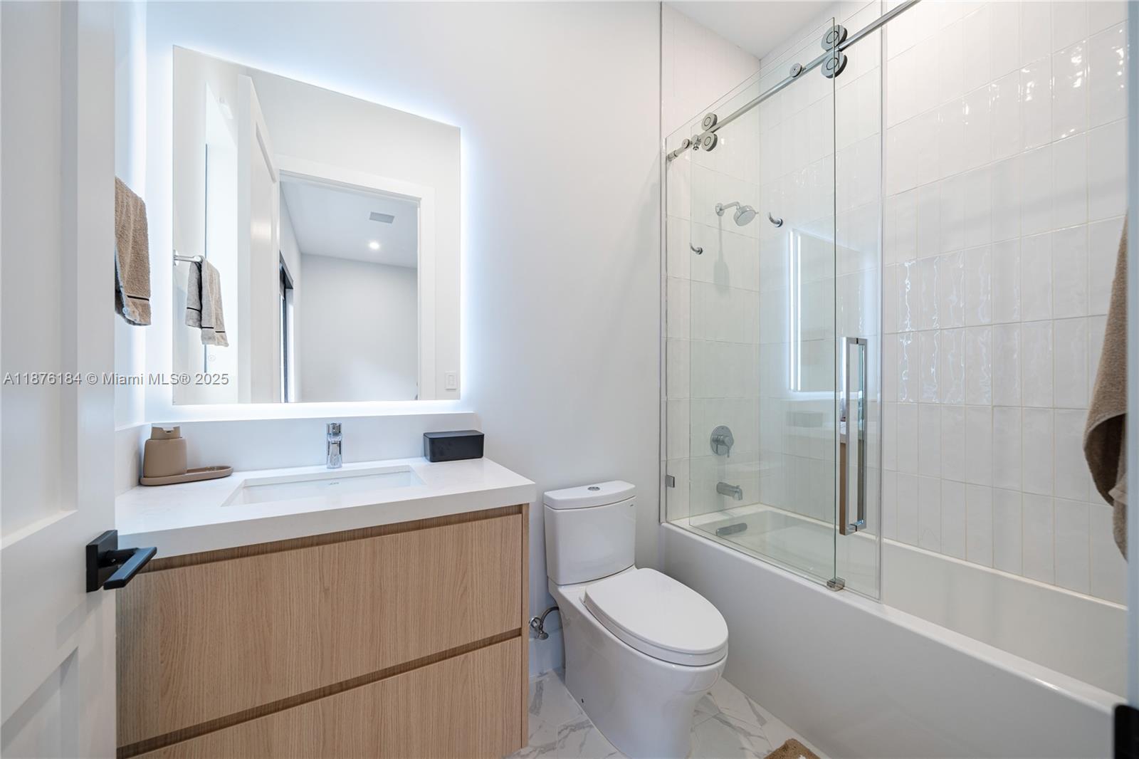 PINE TREE ESTATES - Residential