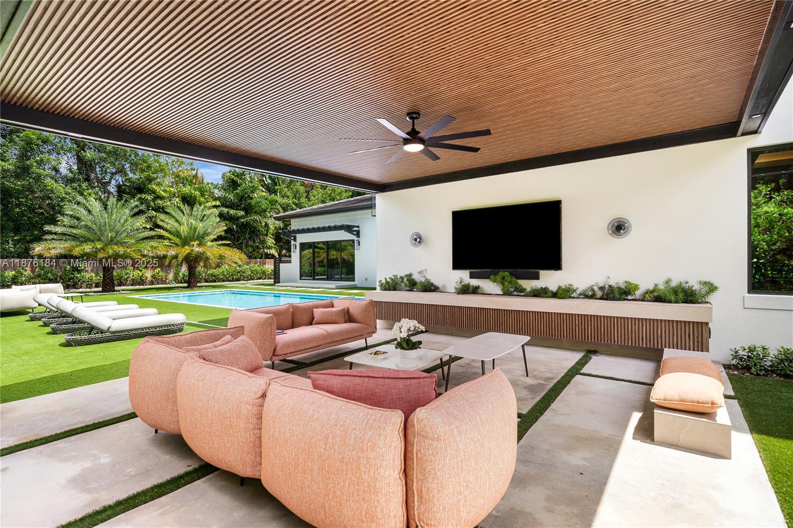 PINE TREE ESTATES - Residential