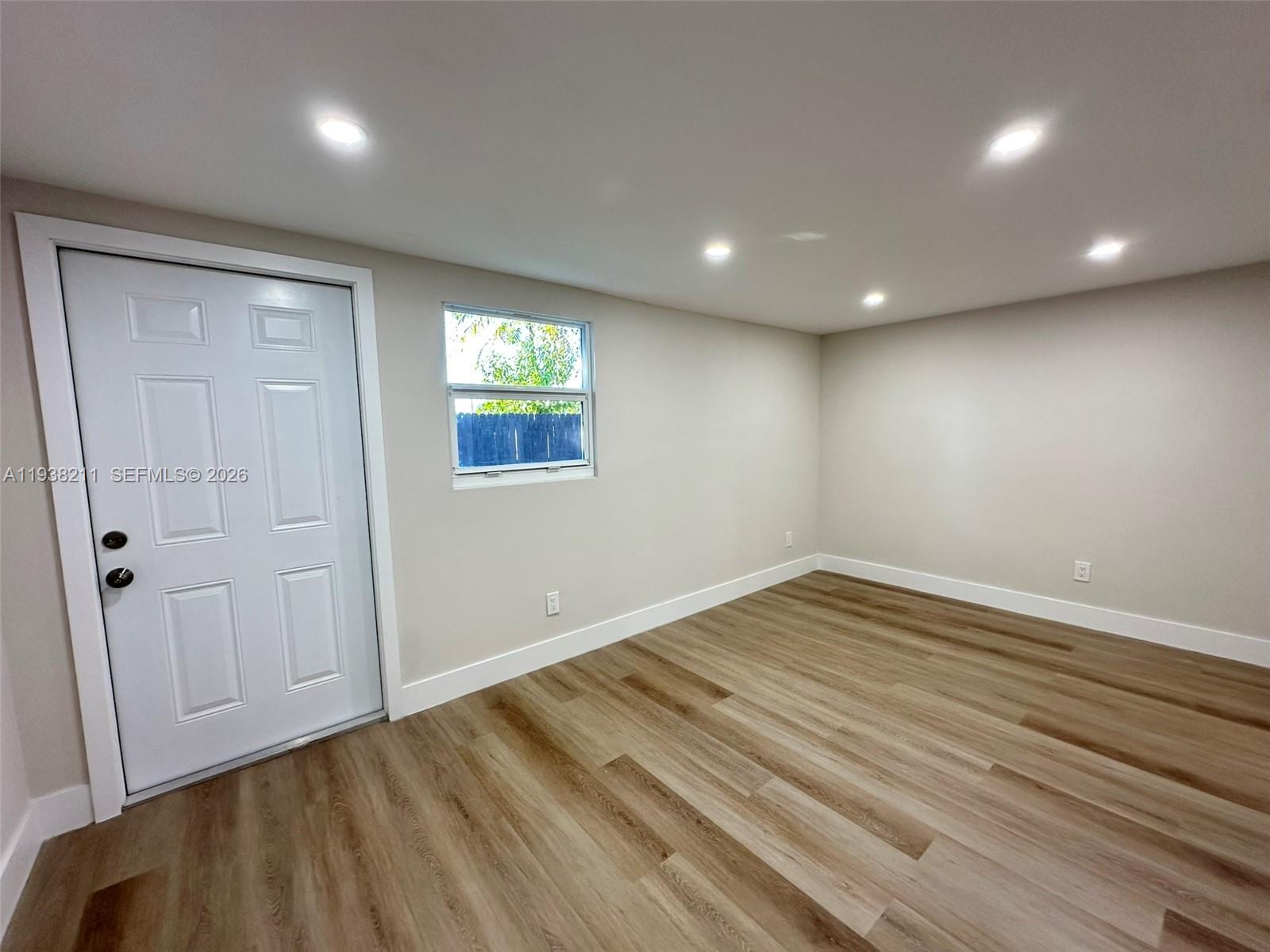 PALMLAND PARK - Residential