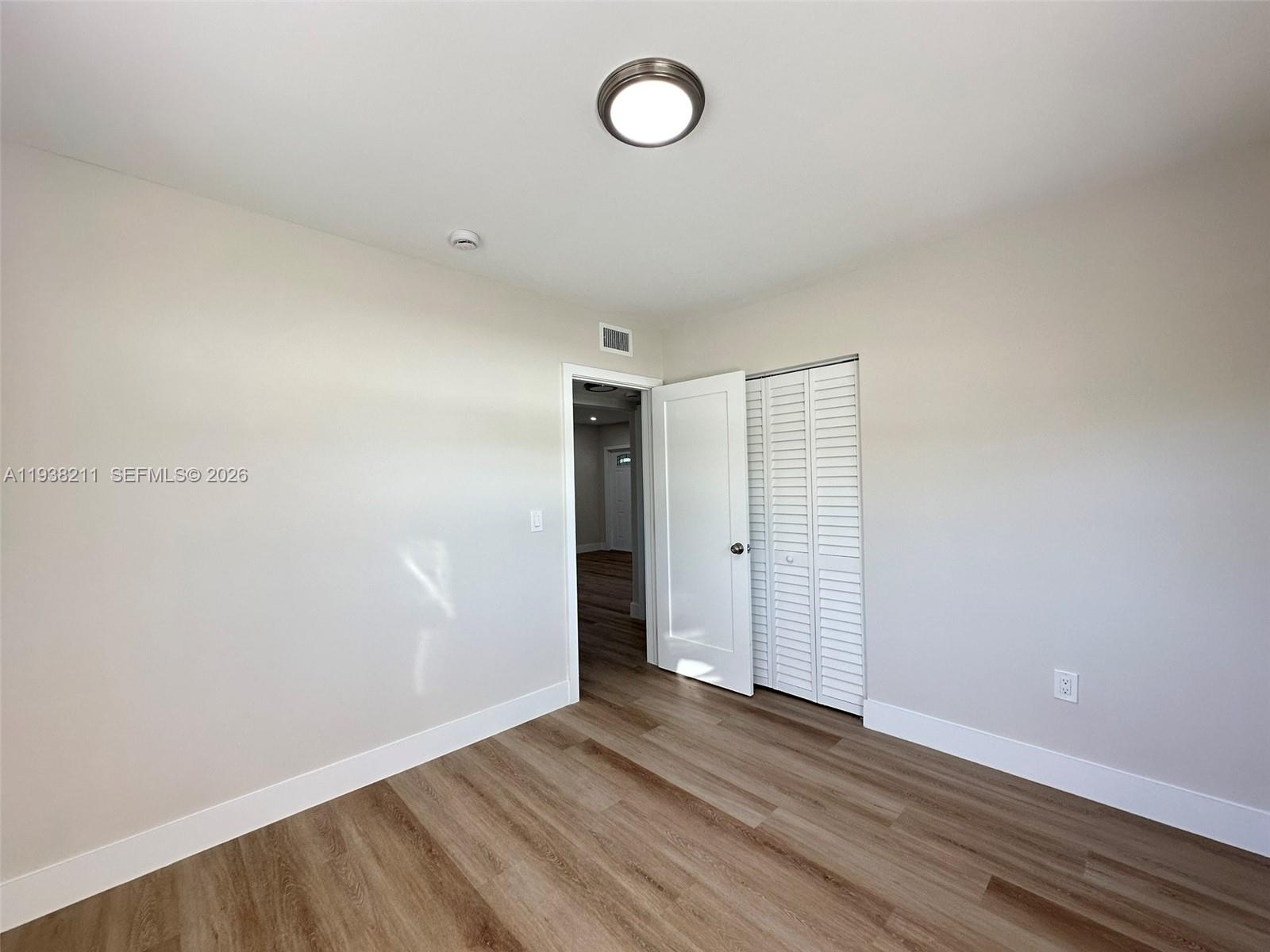 PALMLAND PARK - Residential