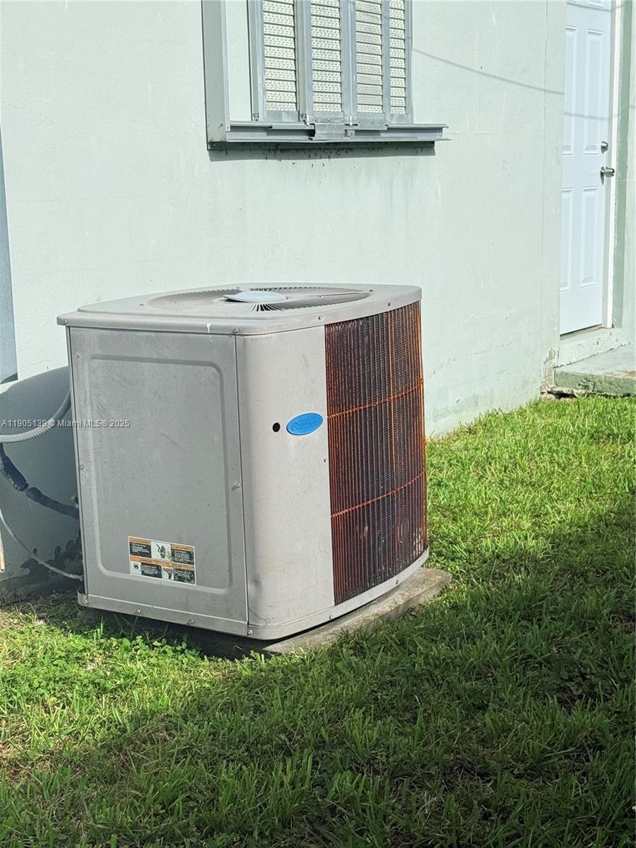 SEVENTH AVE PARK - Residential