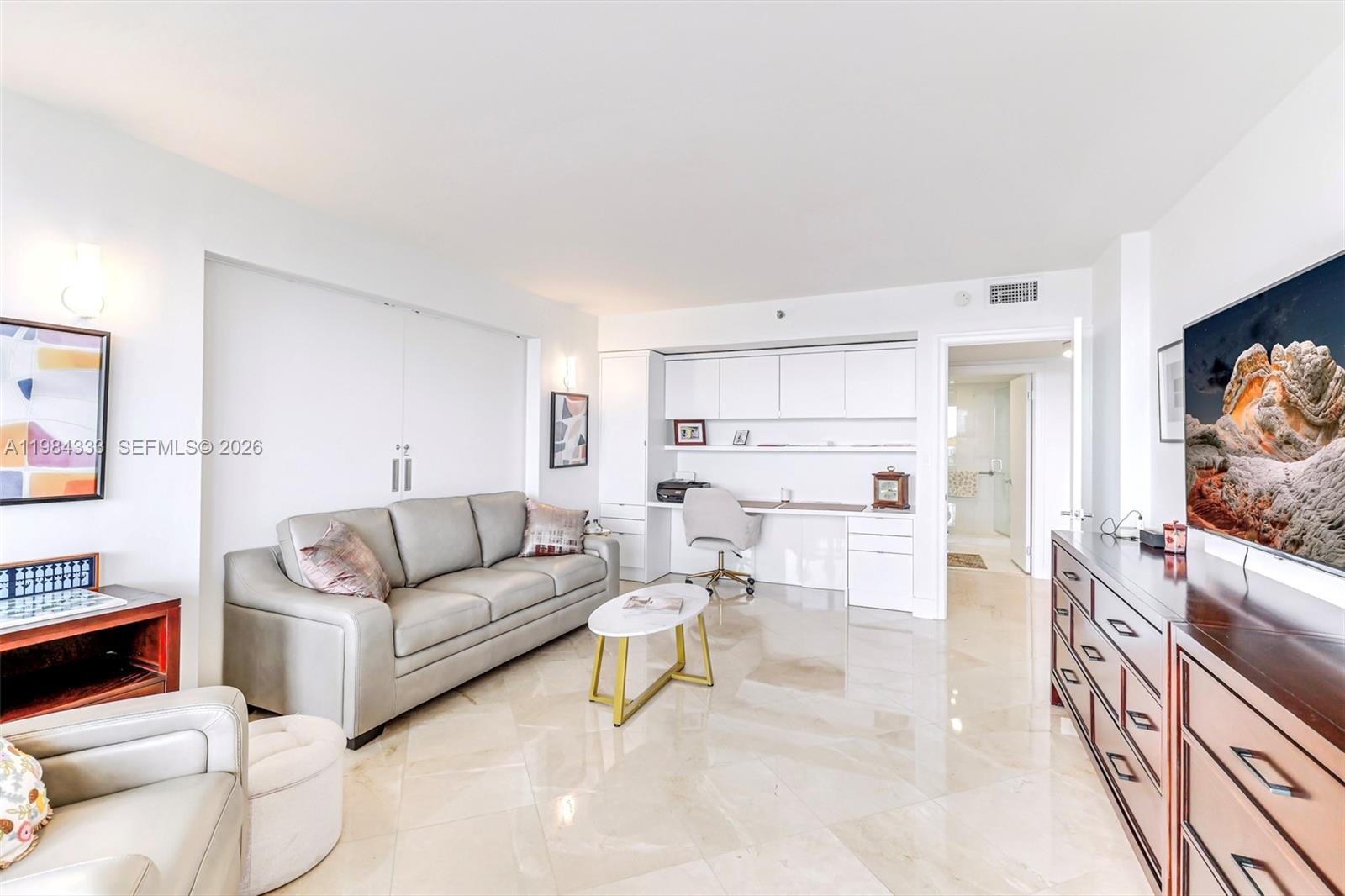 JOCKEY CLUB III CONDO - Residential