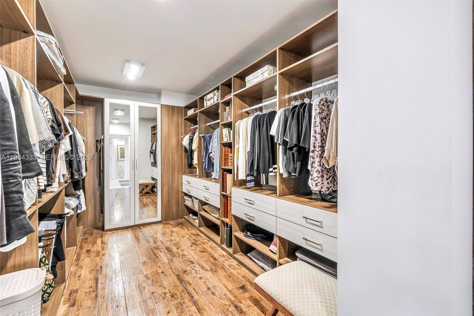 JOCKEY CLUB III CONDO - Residential