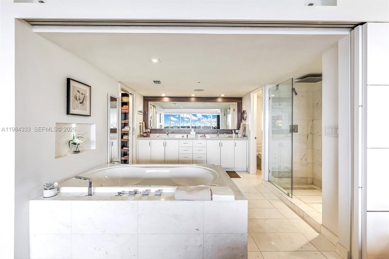 JOCKEY CLUB III CONDO - Residential