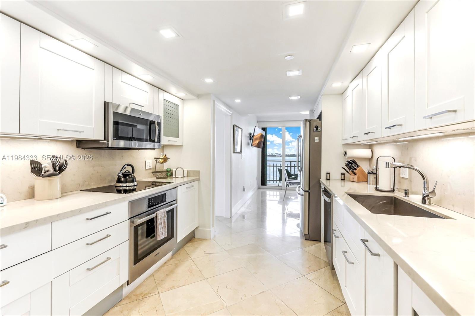 JOCKEY CLUB III CONDO - Residential