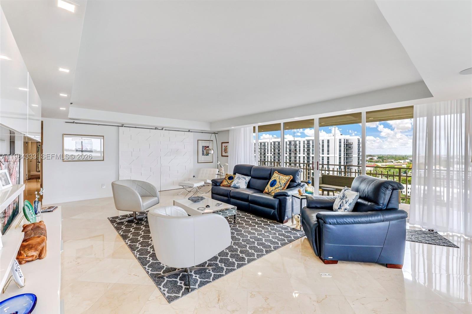 JOCKEY CLUB III CONDO - Residential