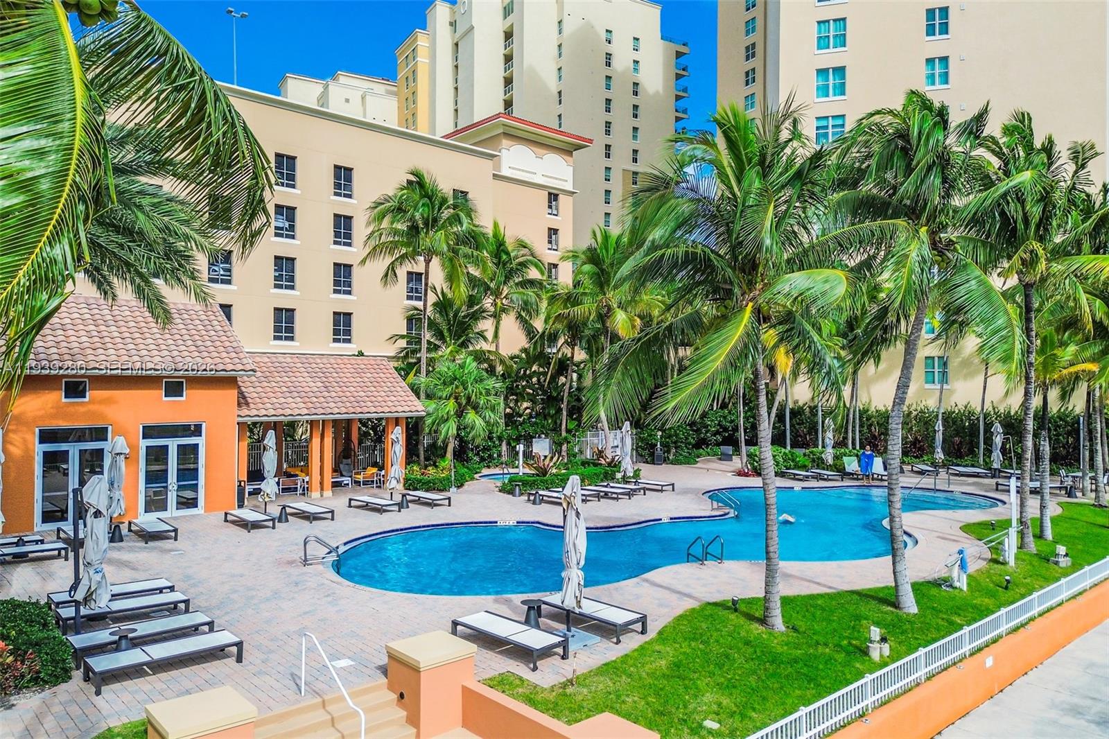 3330 NE 190th St 216