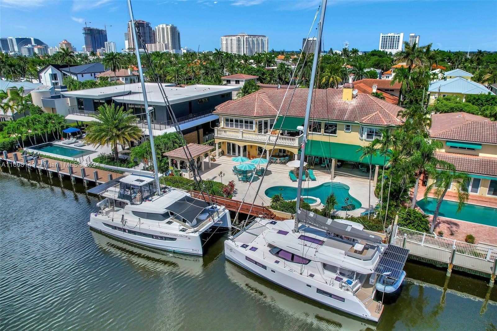 RIVIERA ISLE - Residential
