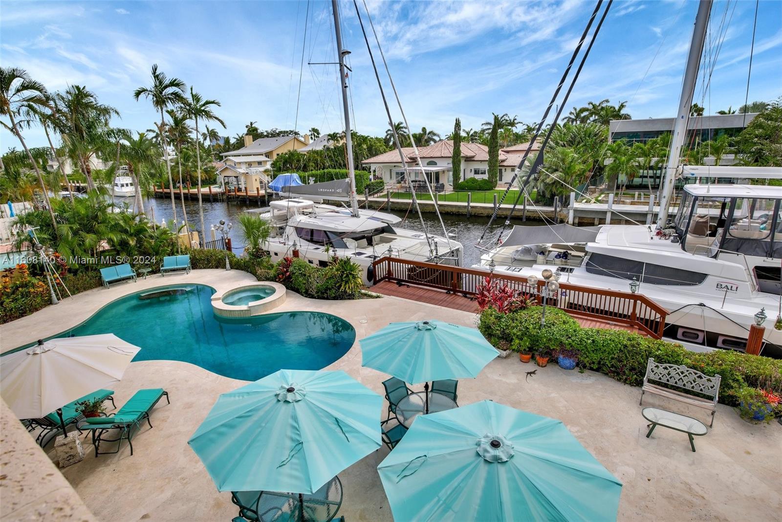 RIVIERA ISLE - Residential