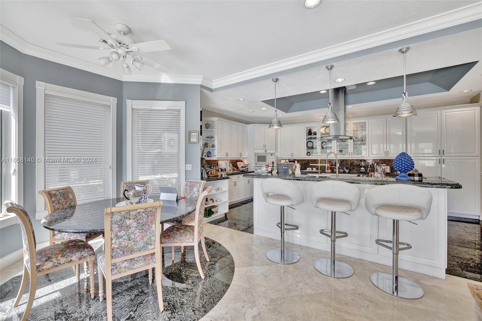 RIVIERA ISLE - Residential