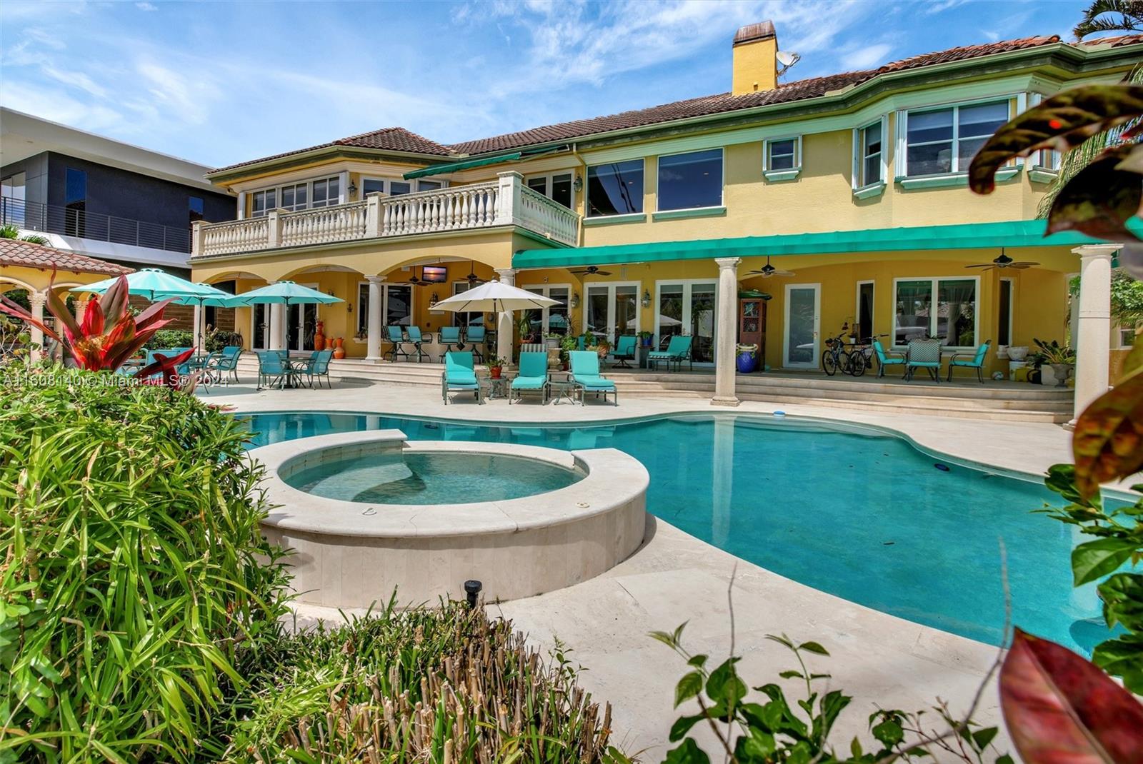 RIVIERA ISLE - Residential