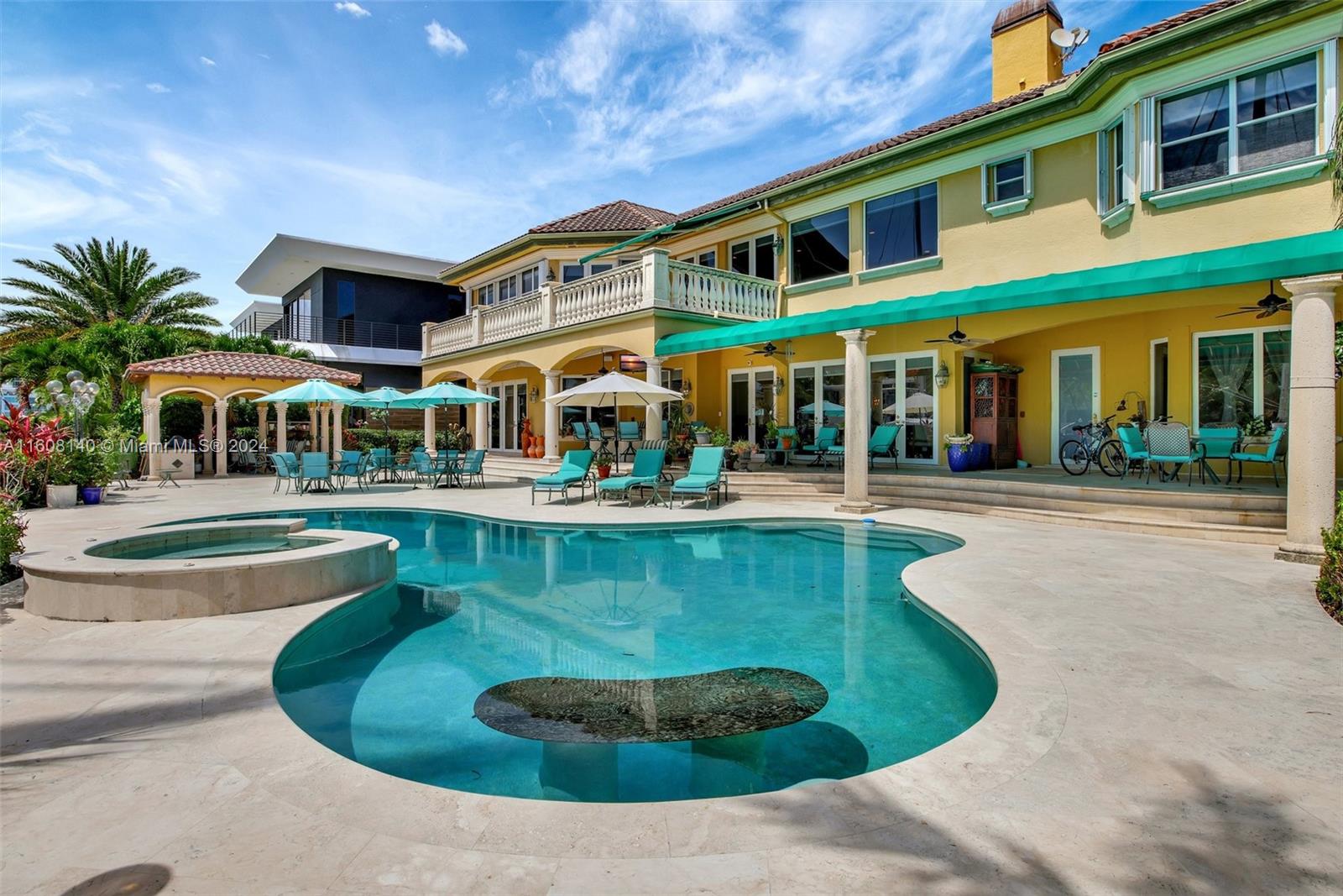 RIVIERA ISLE - Residential
