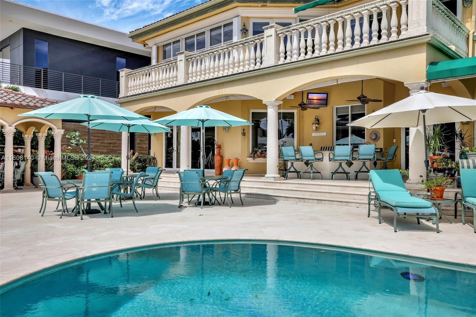 RIVIERA ISLE - Residential