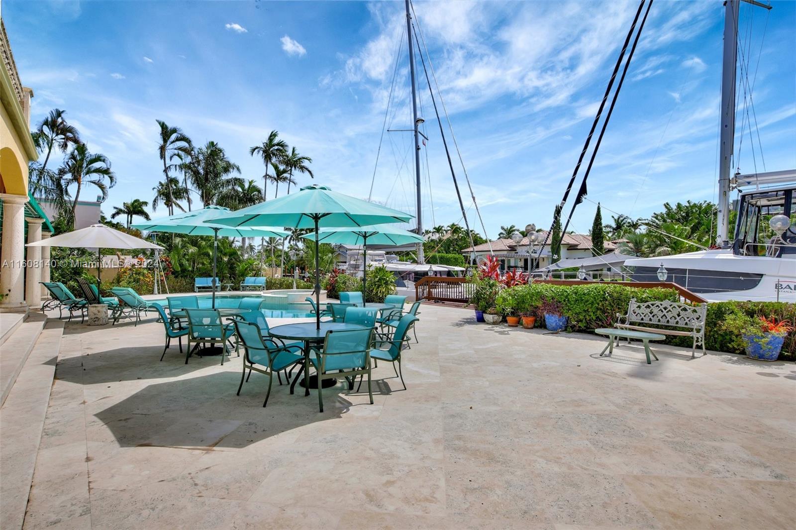 RIVIERA ISLE - Residential