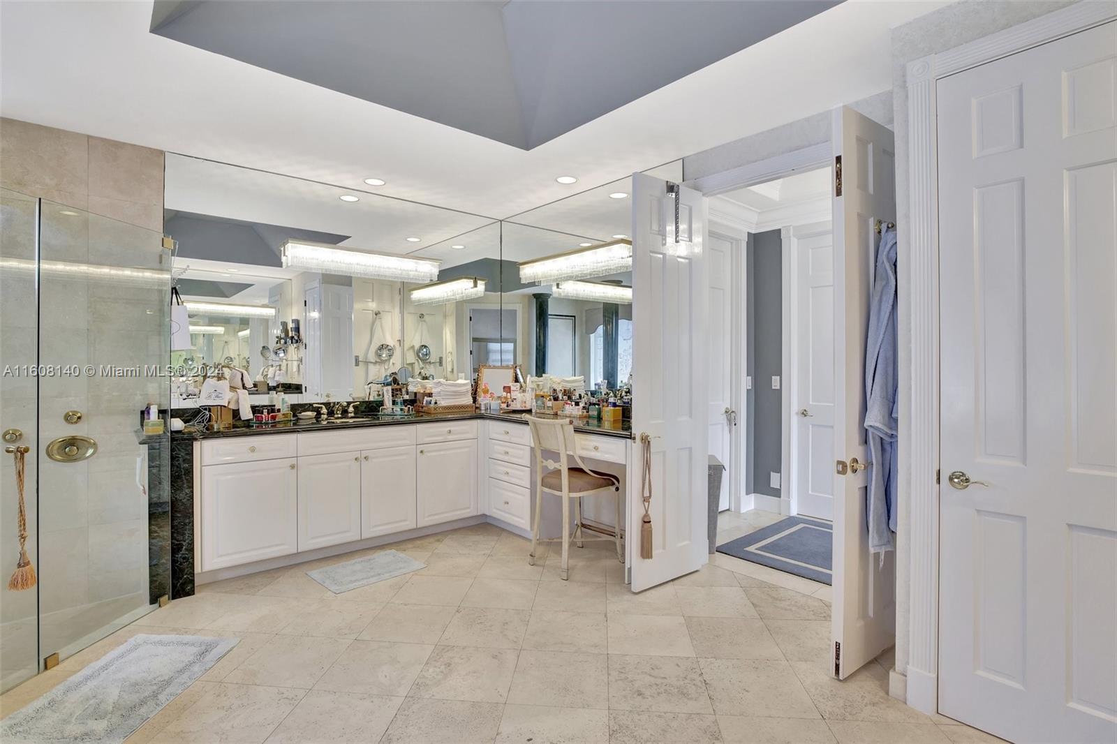 RIVIERA ISLE - Residential