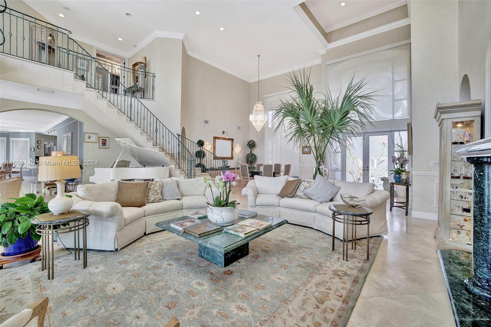 RIVIERA ISLE - Residential