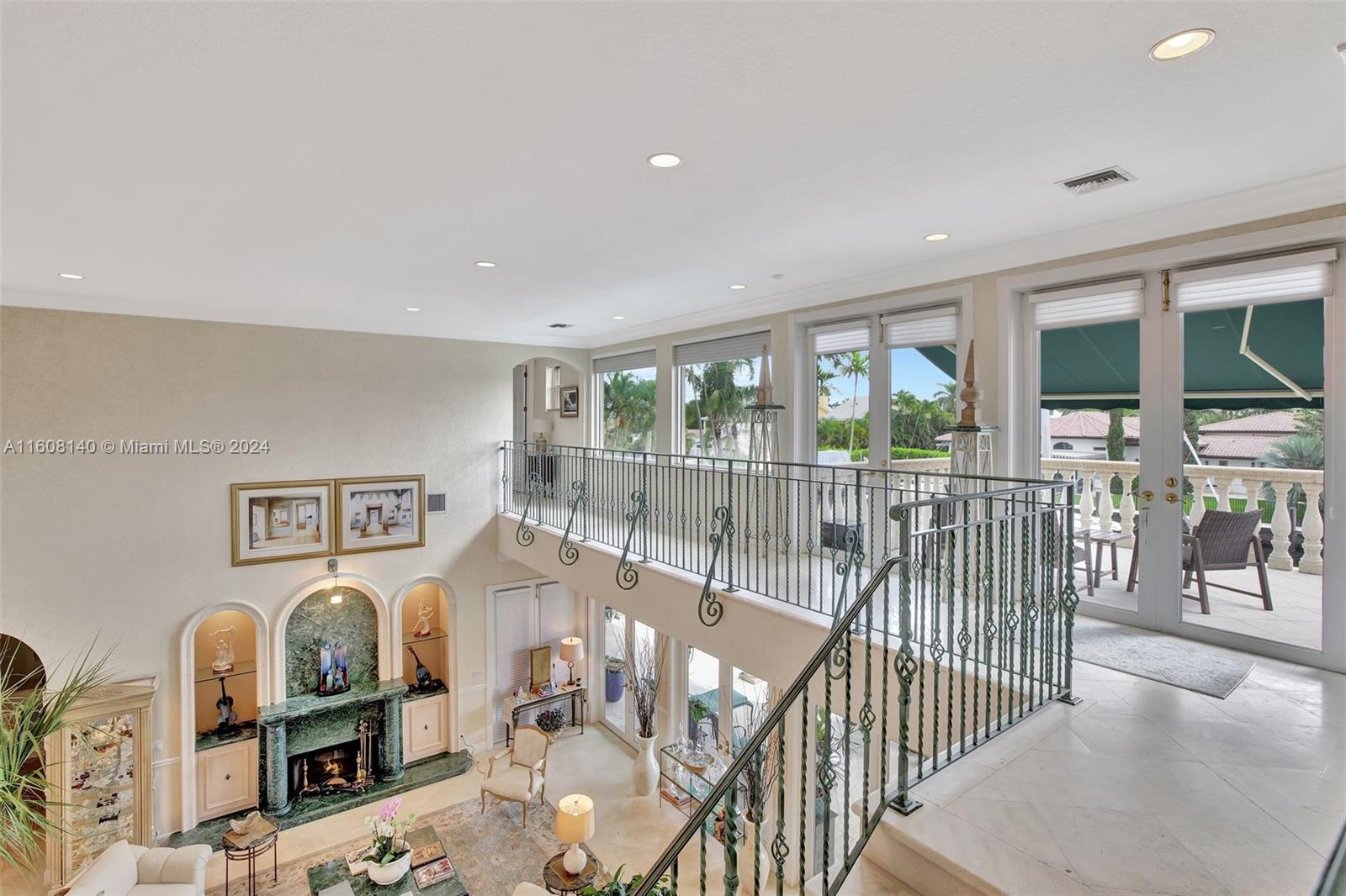 RIVIERA ISLE - Residential
