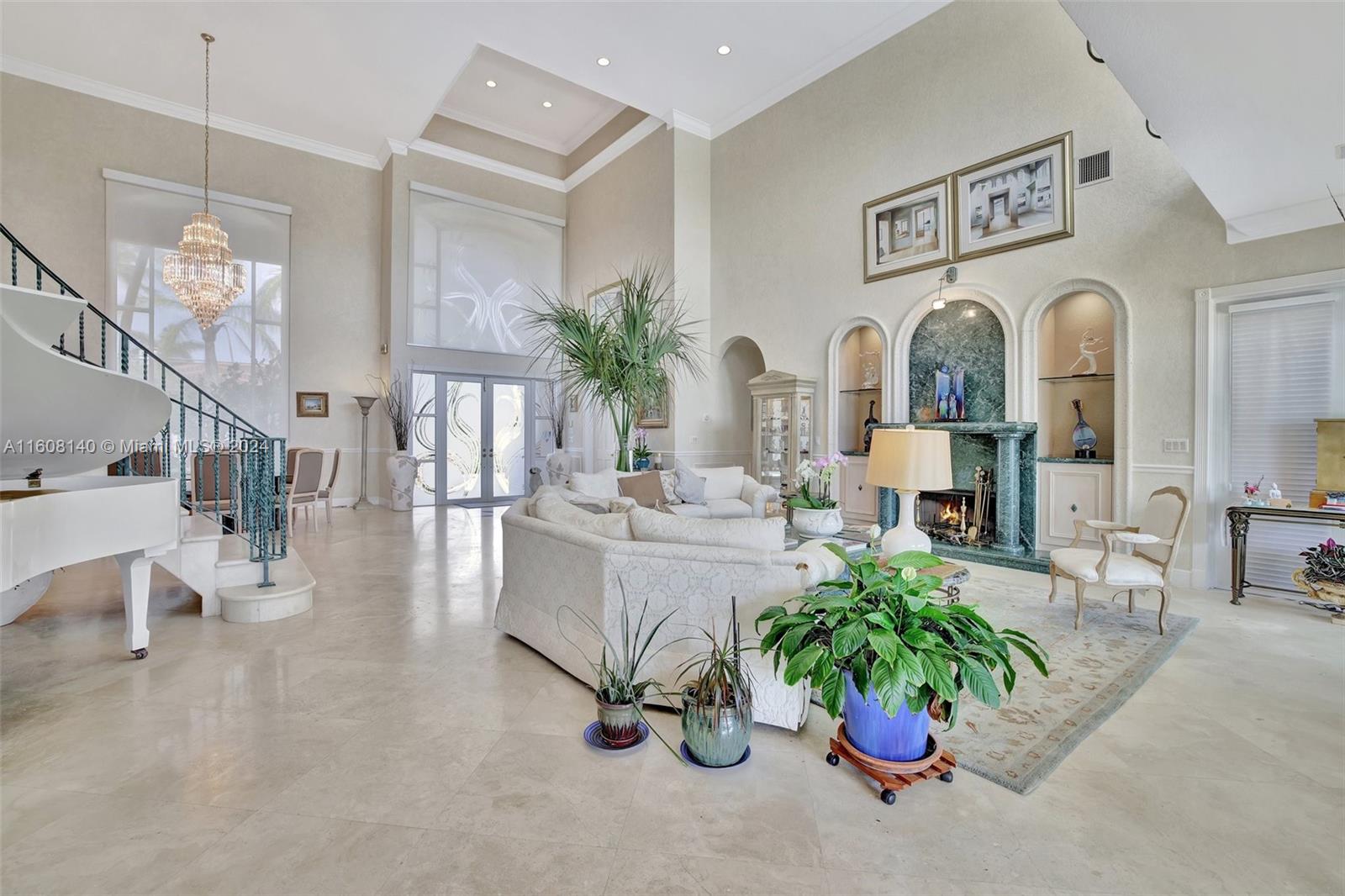 RIVIERA ISLE - Residential