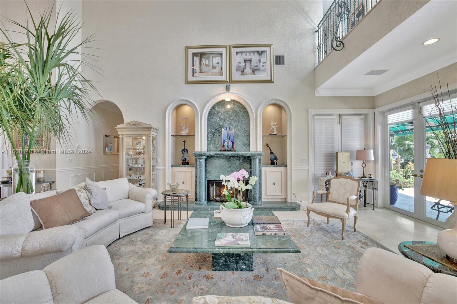 RIVIERA ISLE - Residential