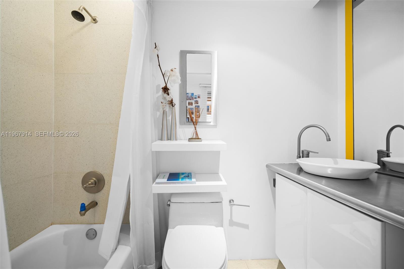 BAYSHORE TERRACE CONDO - Residential