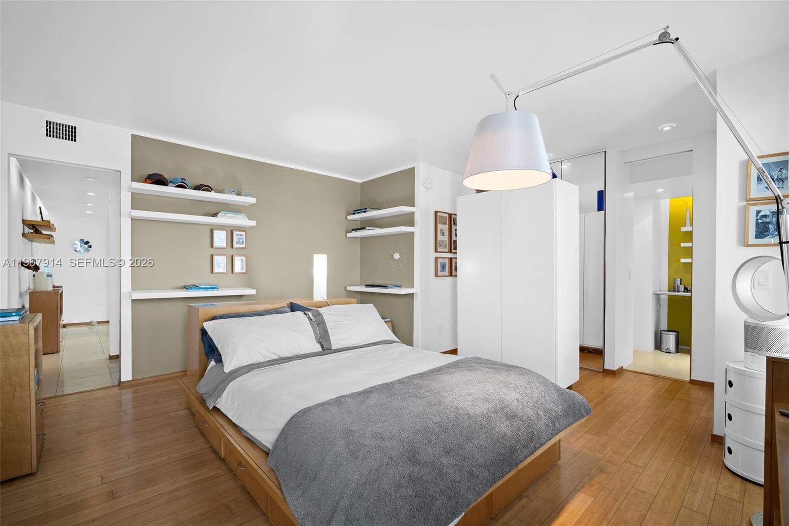 BAYSHORE TERRACE CONDO - Residential