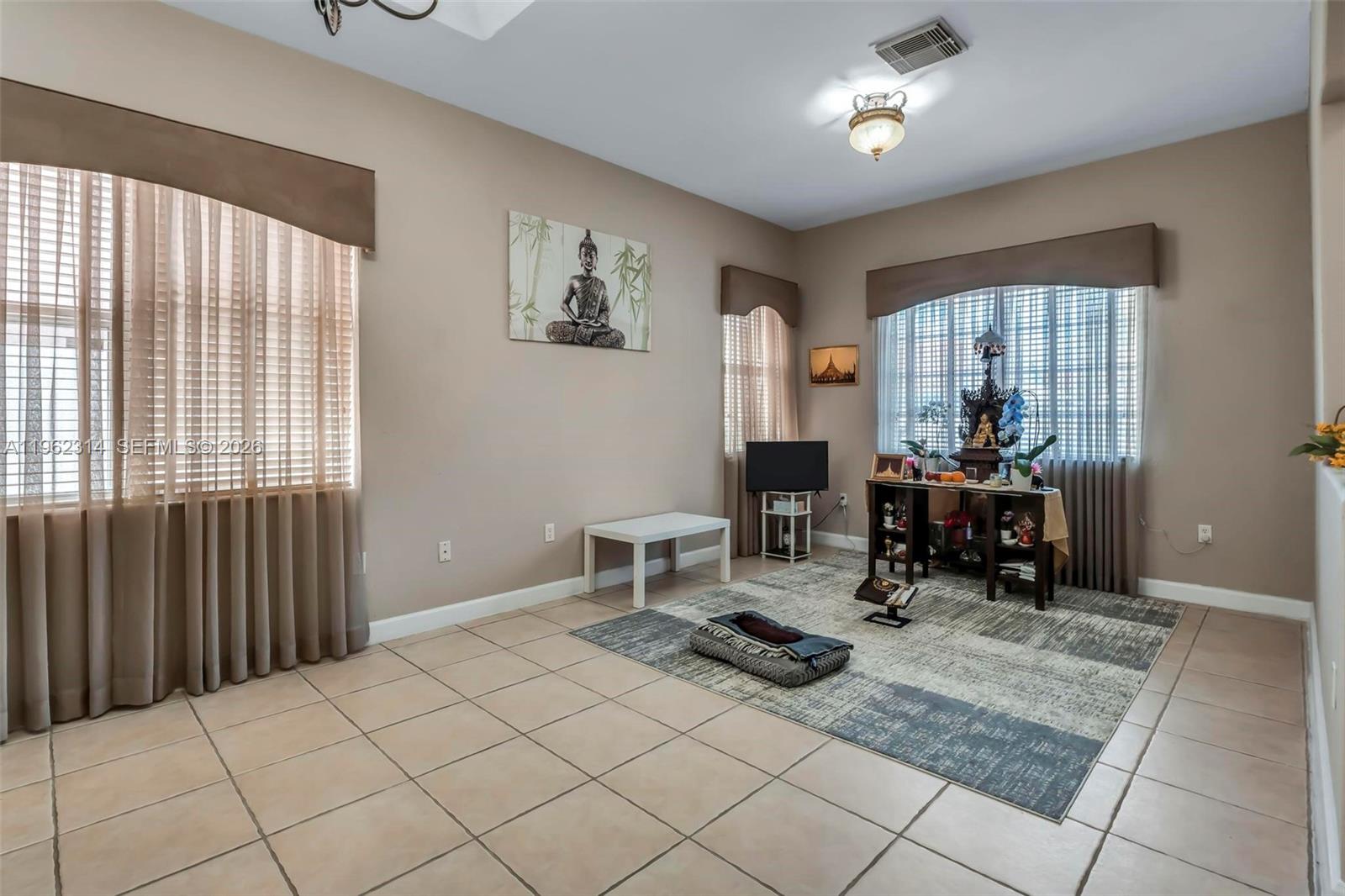 MIRAMAR PATIO HOMES - Residential Lease