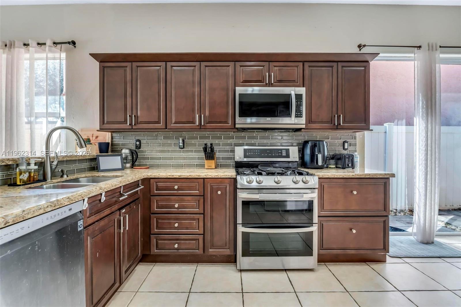MIRAMAR PATIO HOMES - Residential Lease