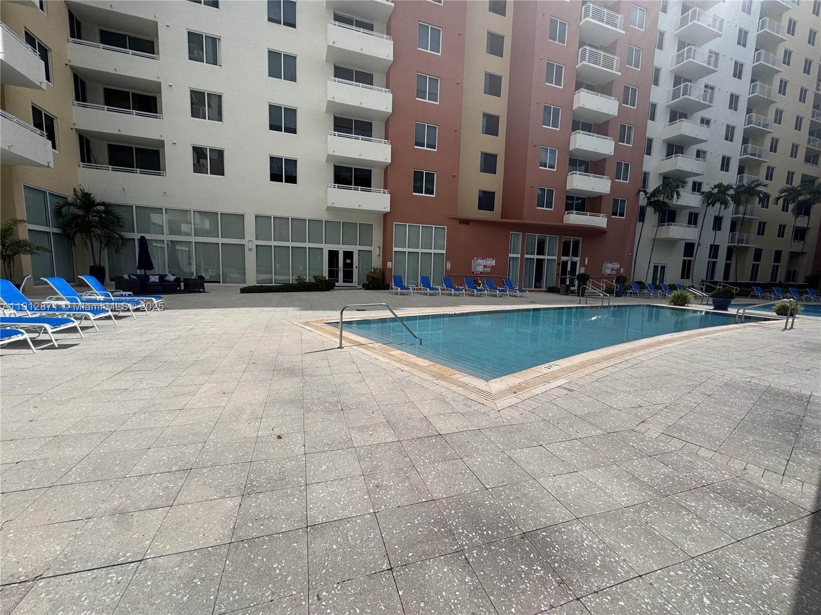 VENTURE AT AVENTURA EAST - Residential Lease