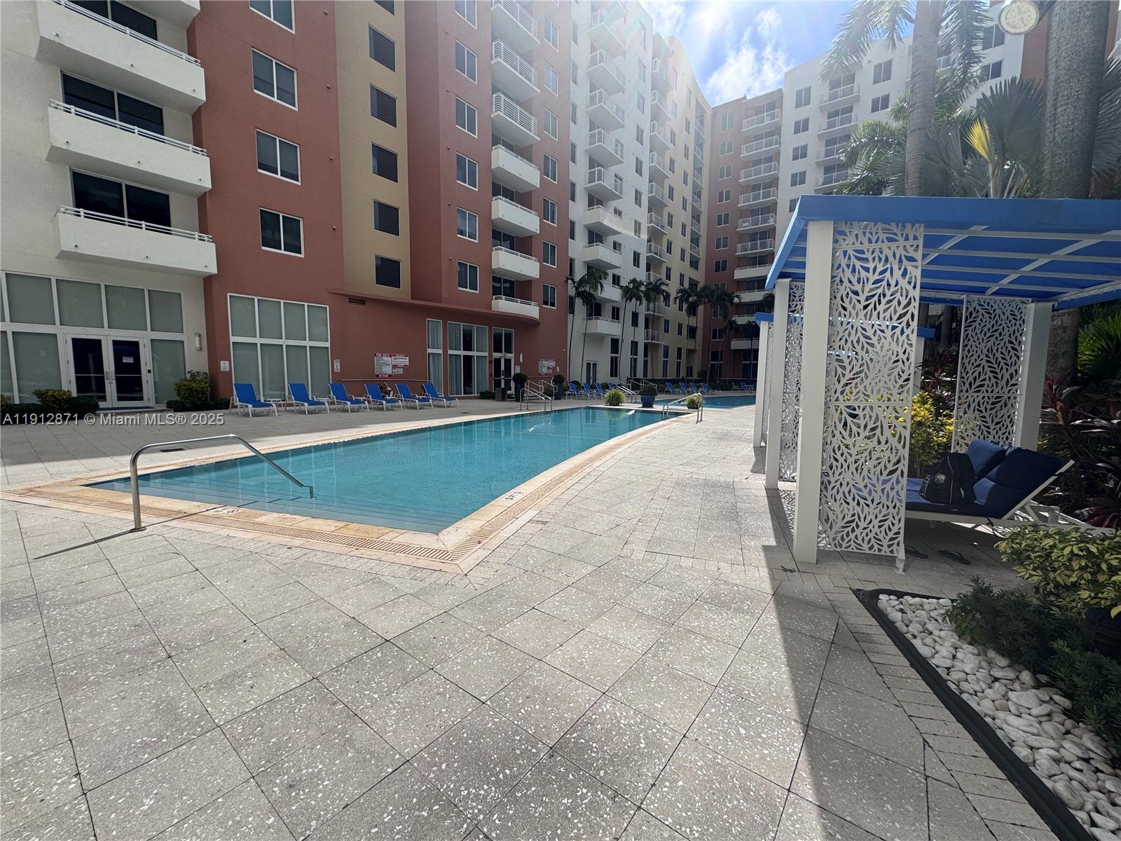 VENTURE AT AVENTURA EAST - Residential Lease