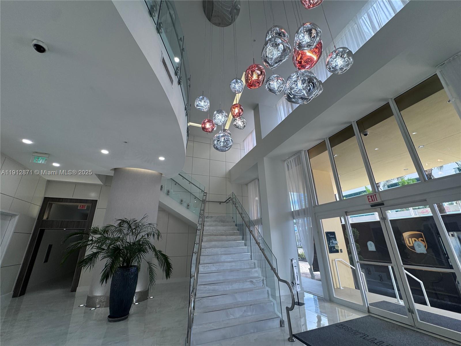 VENTURE AT AVENTURA EAST - Residential Lease