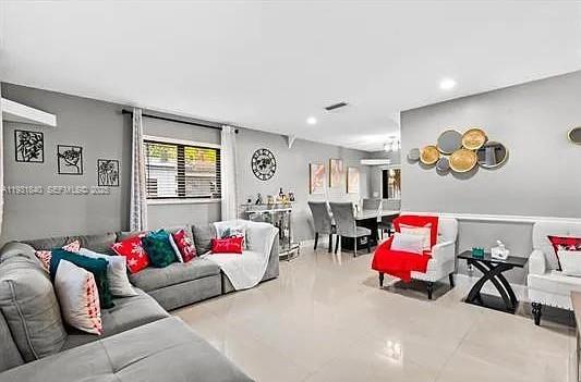 TAMARAC LAKES NORTH 3RD S - Residential Lease