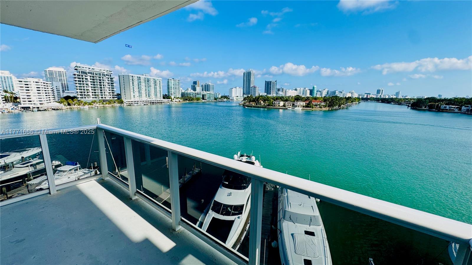 900 Bay Dr 526