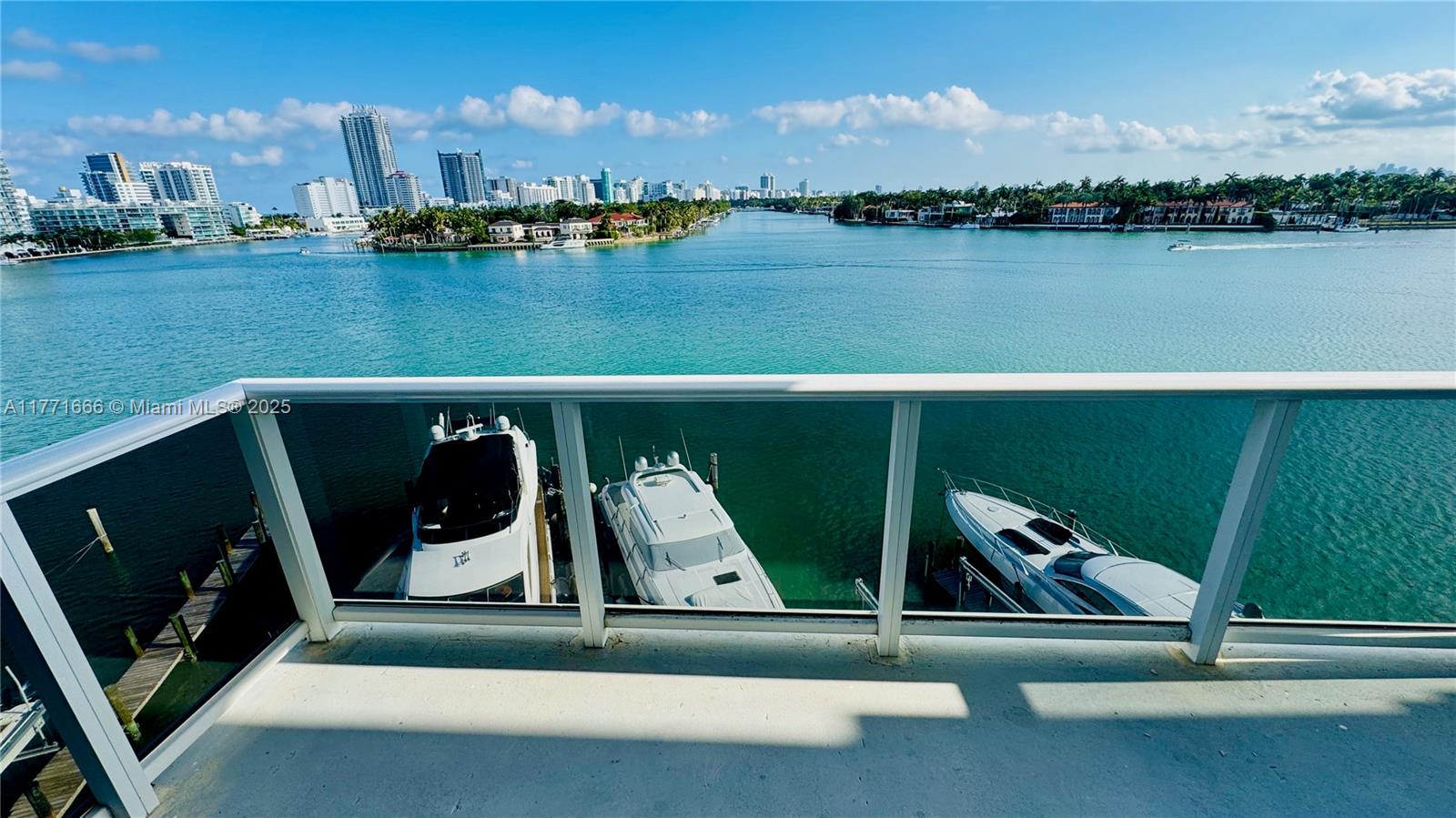 900 Bay Dr 526