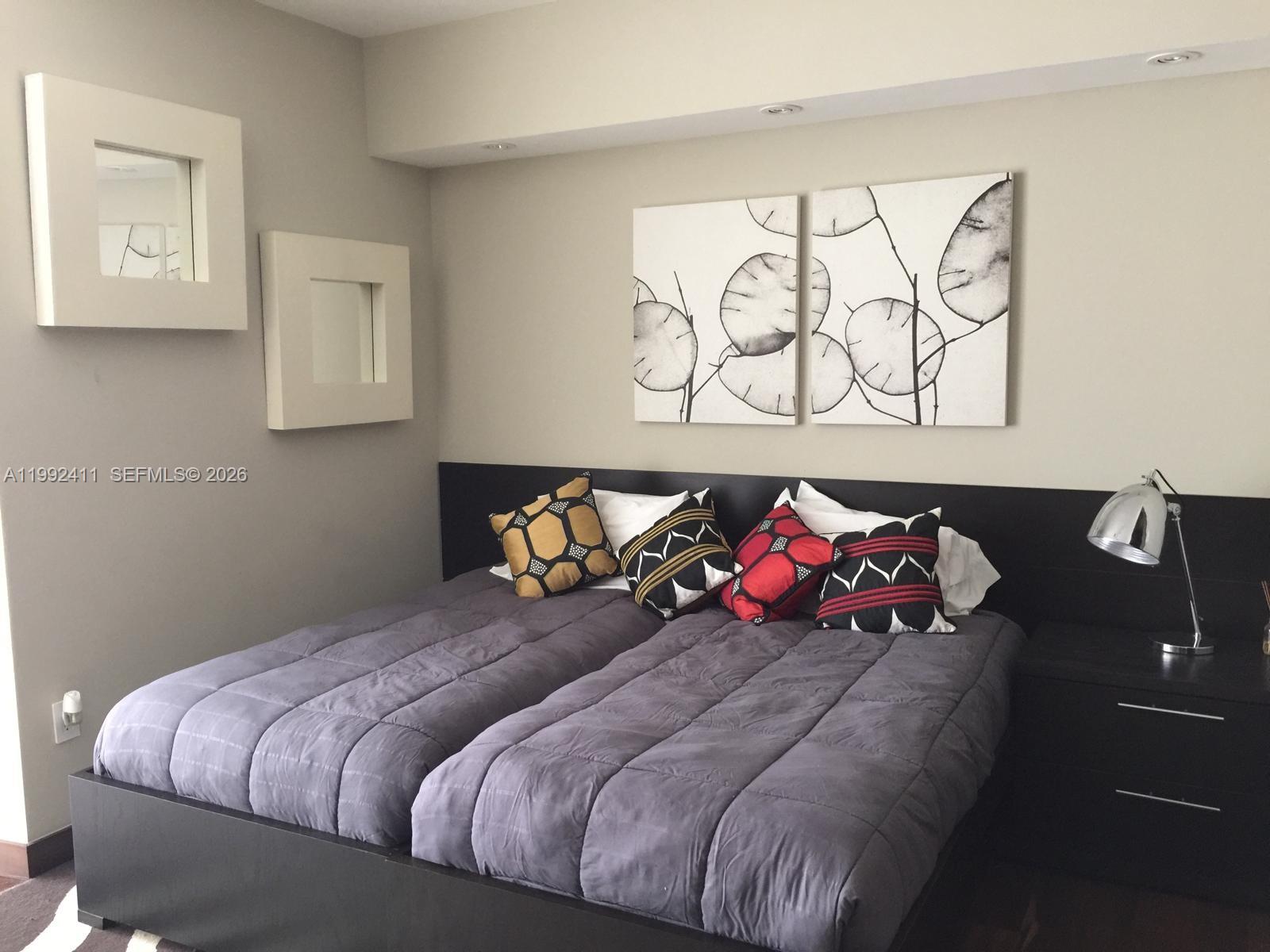 ICONBRICKELL CONDO NO 1 - Residential Lease