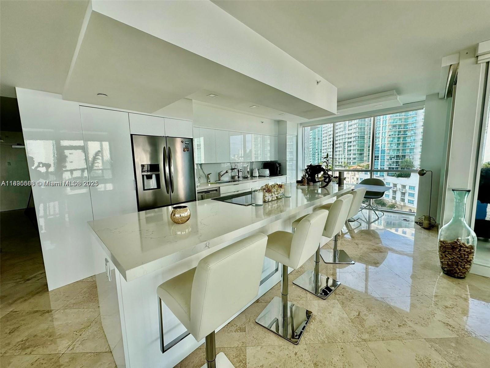 16400 Collins Ave 841