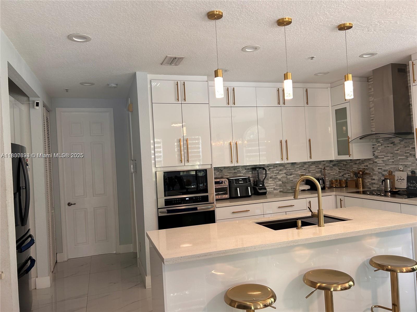 3916 Passion Flower Rd