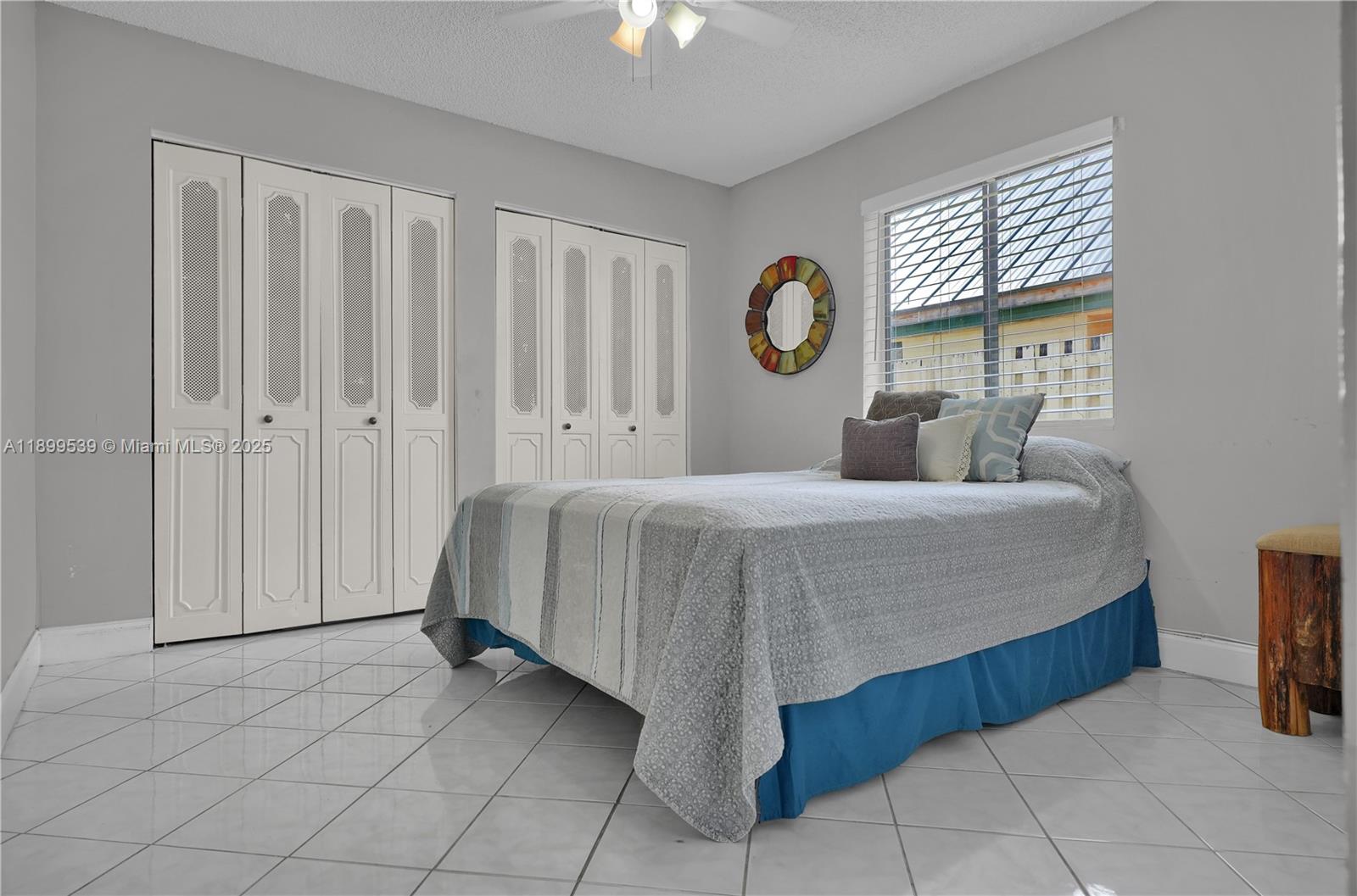 BOULEVARD WEST - Residential