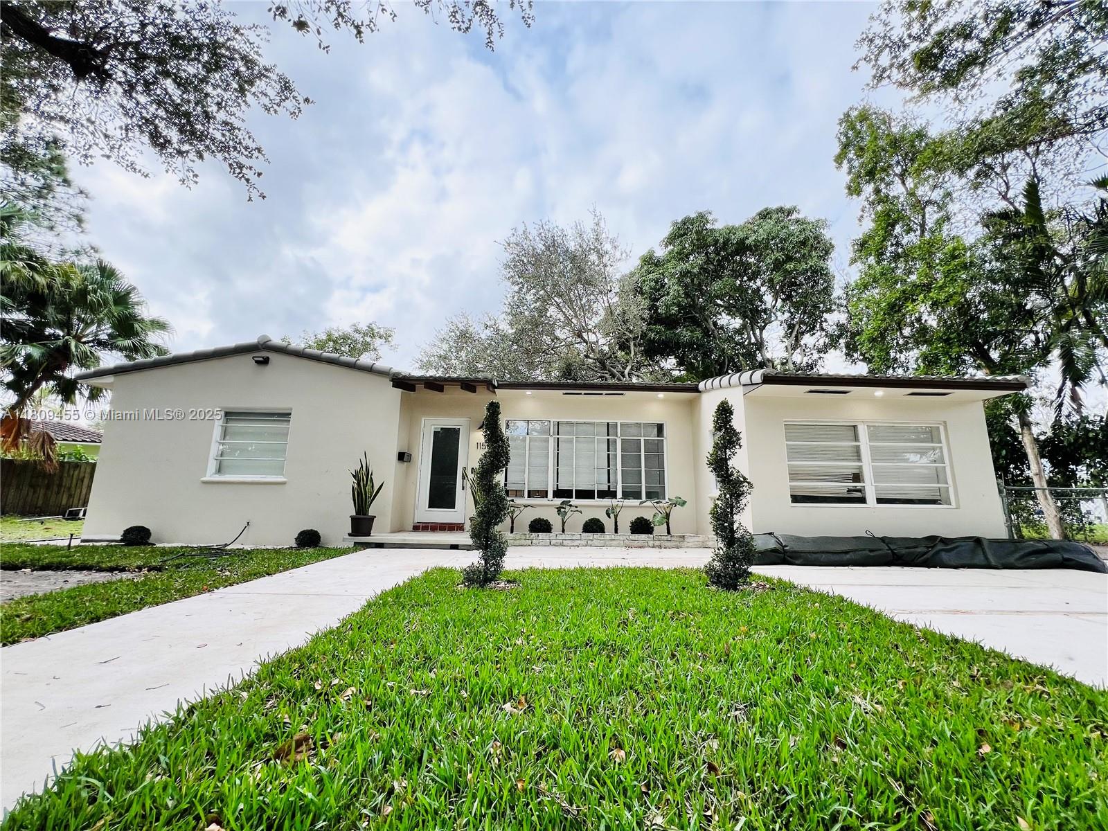 Rental Property at 11504 Ne 11th Pl, Biscayne Park, Miami-Dade County, Florida - Bedrooms: 3 
Bathrooms: 2  - $4,000 MO.