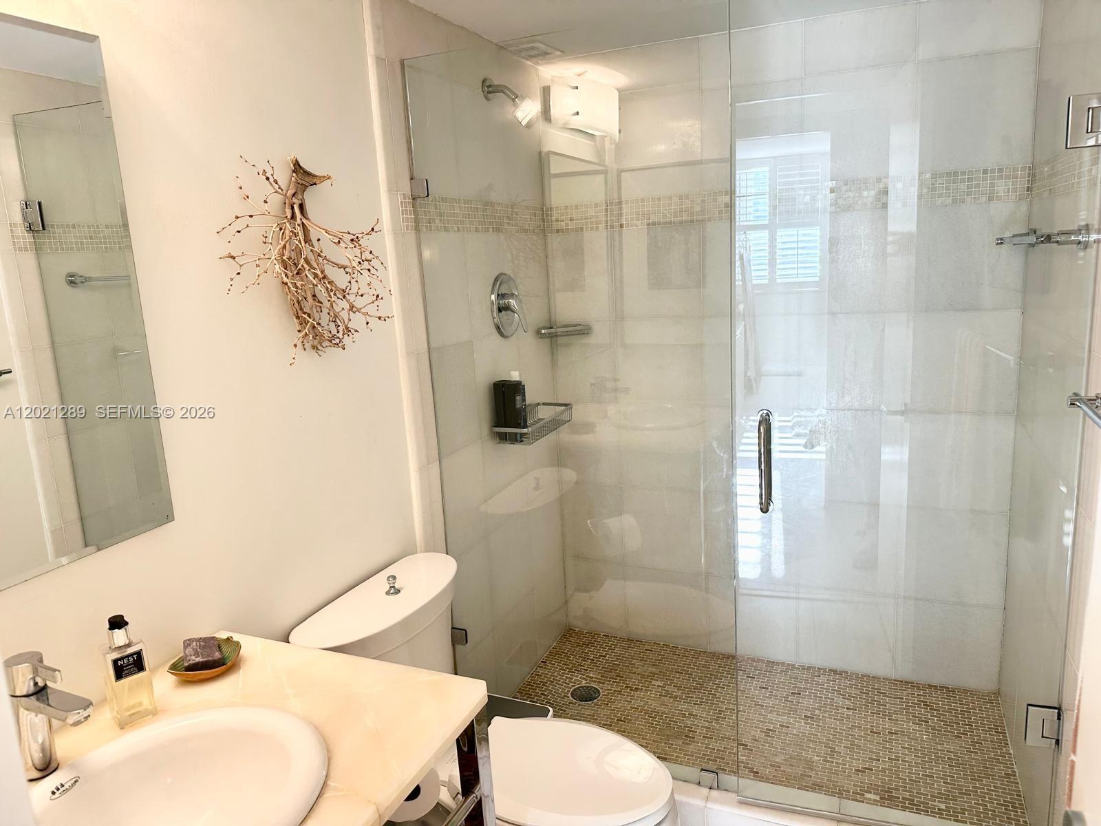 ISLAND BREAKERS CONDO - Residential