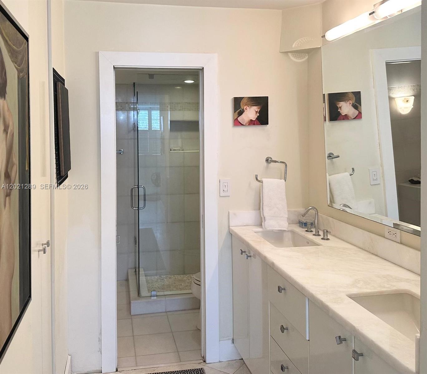 ISLAND BREAKERS CONDO - Residential