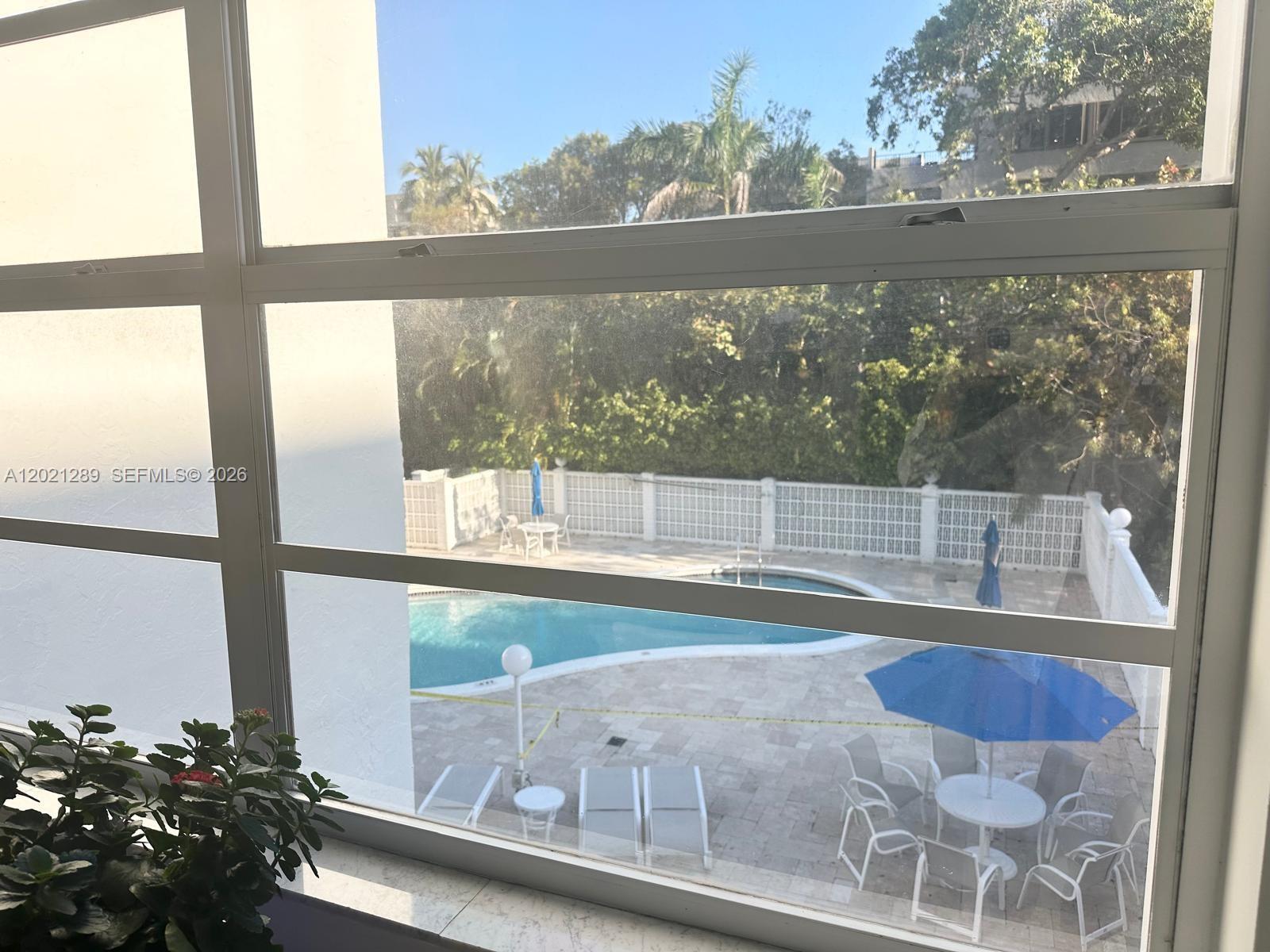 ISLAND BREAKERS CONDO - Residential