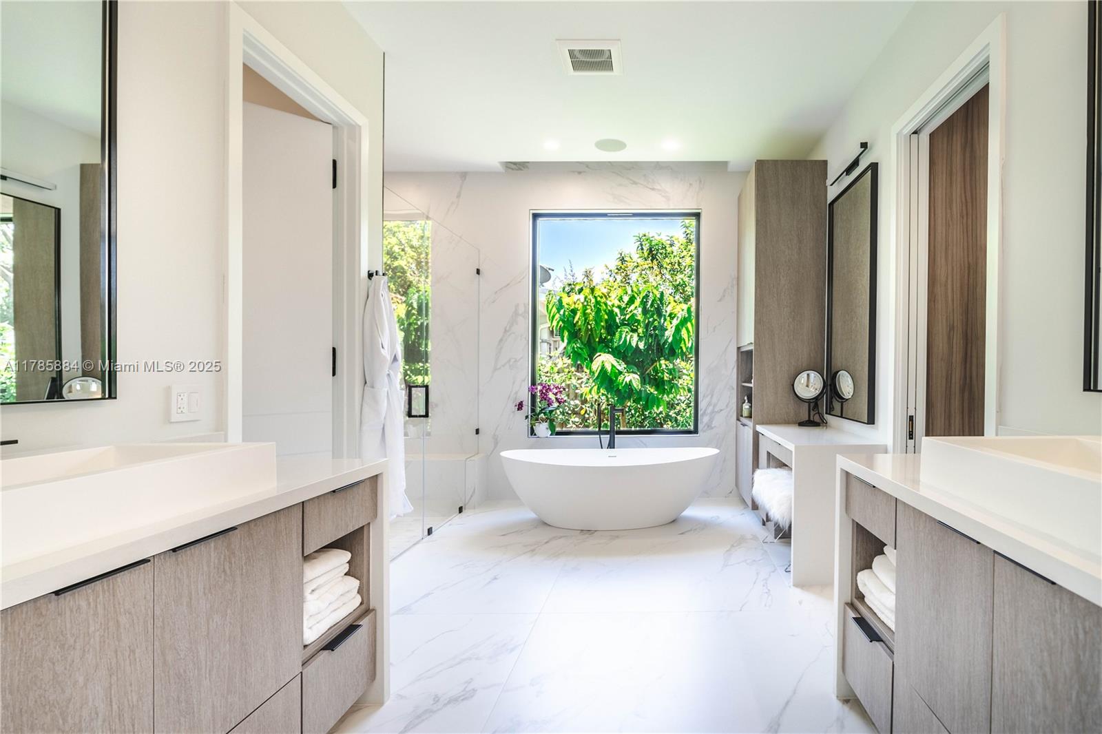 MITCHELL ESTATES - Residential