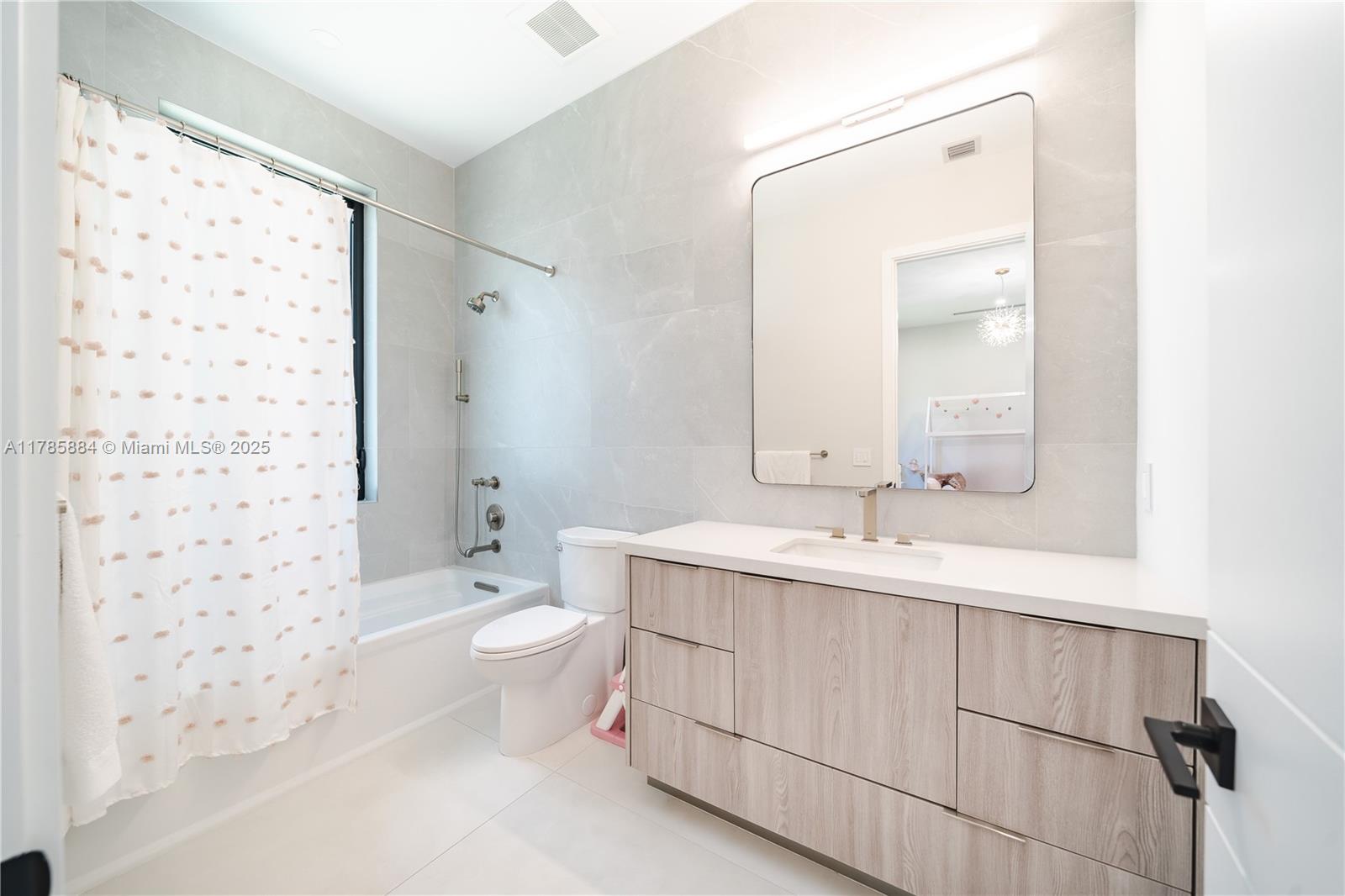 MITCHELL ESTATES - Residential