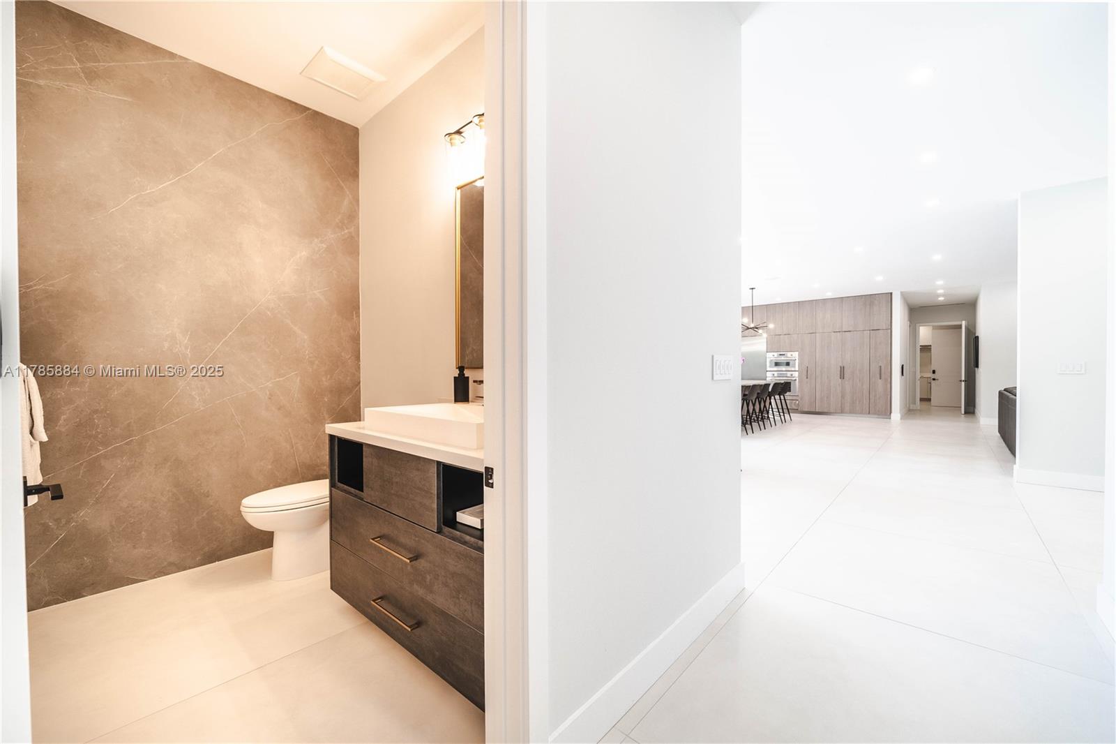 MITCHELL ESTATES - Residential