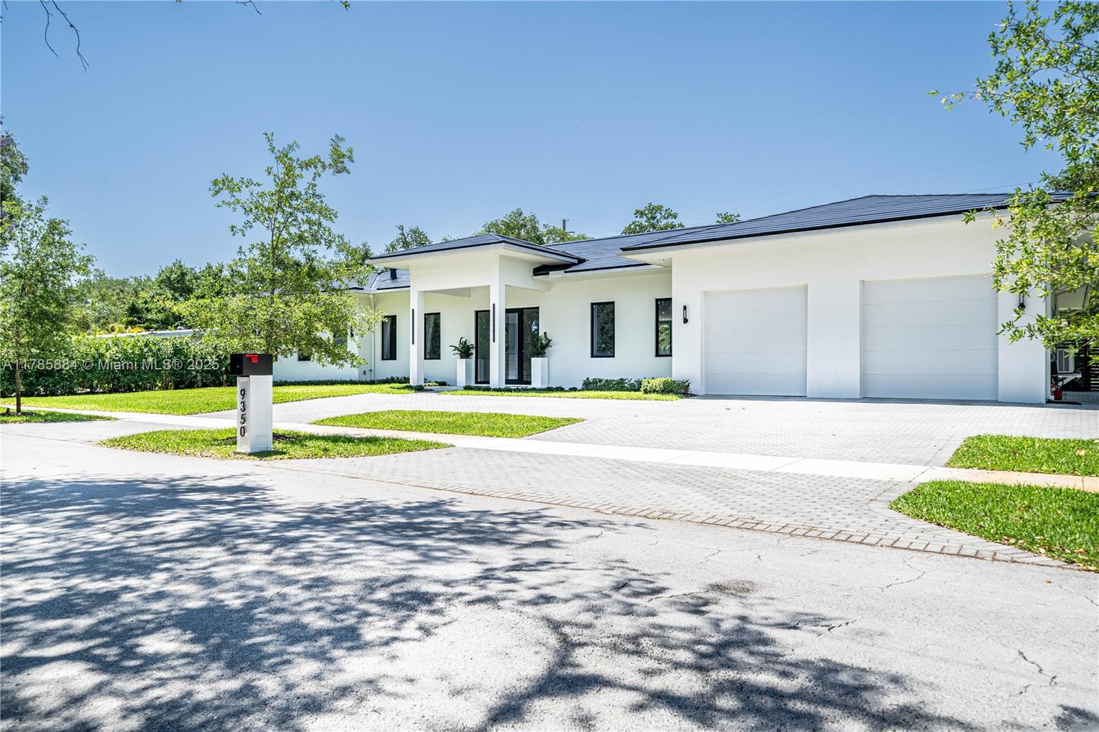 MITCHELL ESTATES - Residential