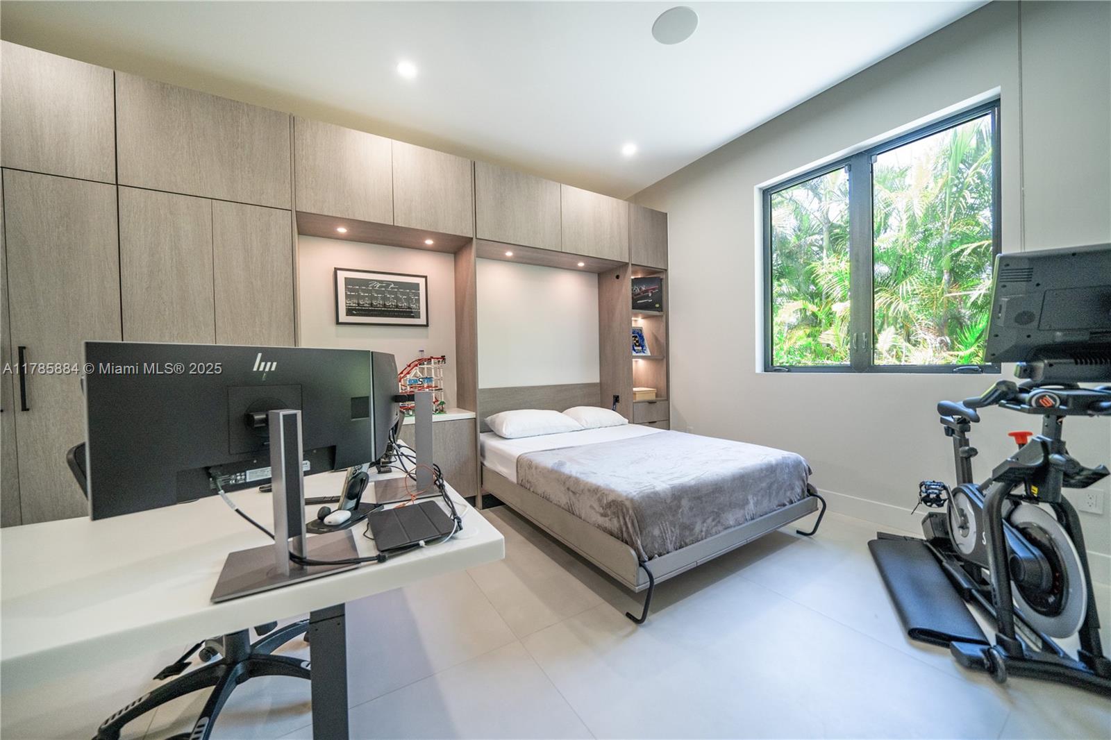 MITCHELL ESTATES - Residential